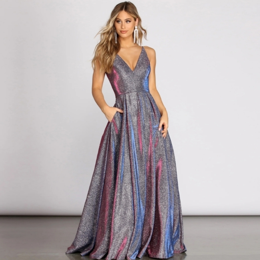 New Betsey & Adam Galaxy Glitter Ball Gown In Silver Pink